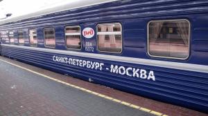 Космос в Москве и сон в Петербурге
